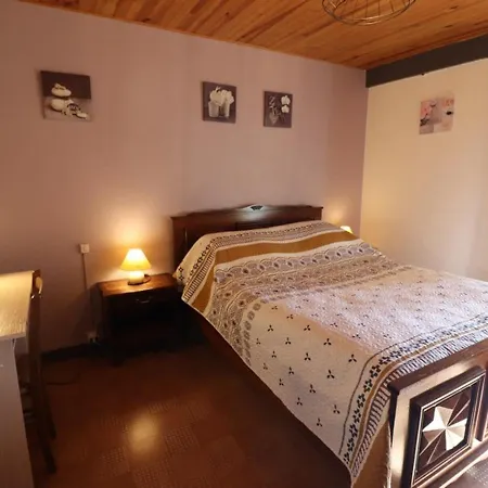 Maison De Caractere Renovee - 6 Pers, 3 Chambres, Jardin, Garage, Proche Randonnees Et Ski - Fr-1-742-266 Hébergement de vacances