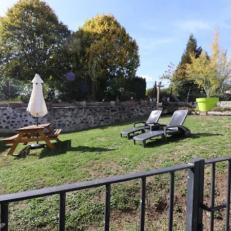 Maison De Caractere Renovee - 6 Pers, 3 Chambres, Jardin, Garage, Proche Randonnees Et Ski - Fr-1-742-266 *